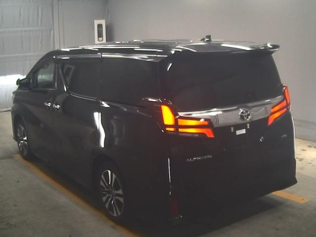 TOYOTA ALPHARD 2022