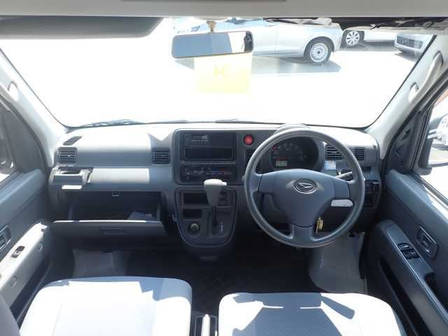 DAIHATSU HIJET VAN 2010