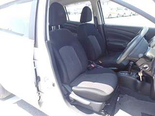 NISSAN LATIO 2016