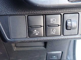 TOYOTA COROLLA FIELDER 2018