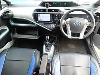 TOYOTA AQUA 2012
