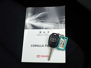 TOYOTA COROLLA FIELDER 2017