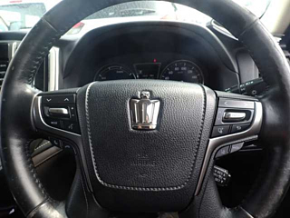 TOYOTA CROWN 2017