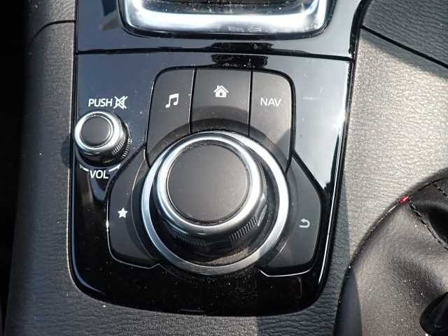 MAZDA AXELA 2019