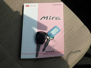 DAIHATSU MIRA 2011