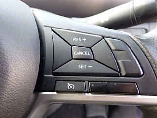 NISSAN SERENA 2017