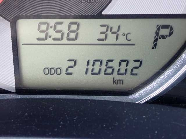 TOYOTA COROLLA FIELDER 2013