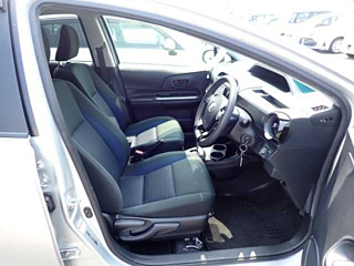 TOYOTA AQUA 2018