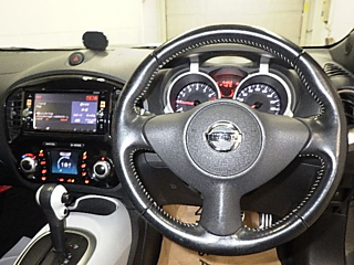 NISSAN JUKE 2015