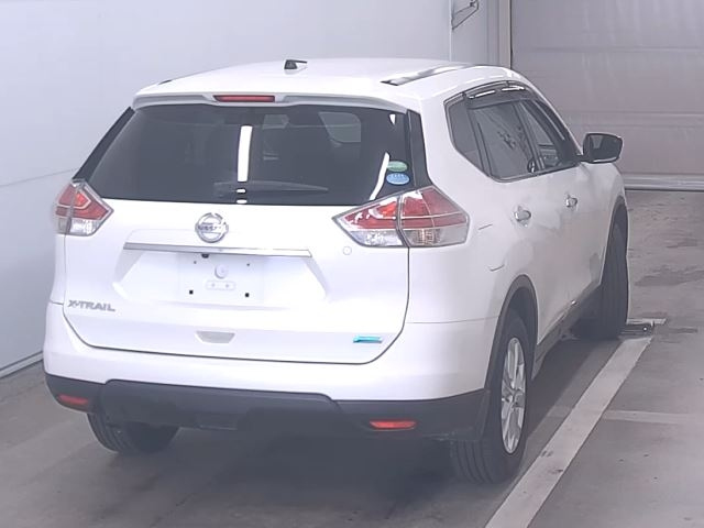 NISSAN X-TRAIL 2014