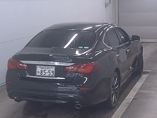 NISSAN FUGA 2015