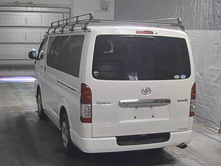 TOYOTA HIACE VAN 2014