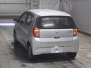 DAIHATSU MIRA E S 2021