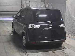TOYOTA SIENTA 2018