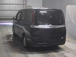 TOYOTA NOAH 2020