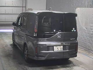 HONDA STEP WAGON 2015