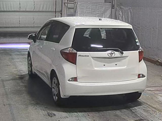 TOYOTA RACTIS 2013