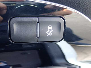 TOYOTA PRIUS 2018