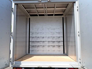 ISUZU ELF 2020