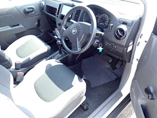 NISSAN AD 2020