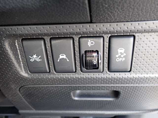 NISSAN AD 2020