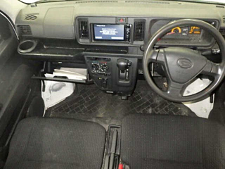 DAIHATSU HIJET VAN 2019