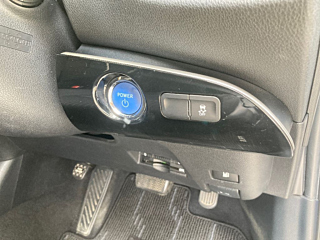 TOYOTA PRIUS 2016
