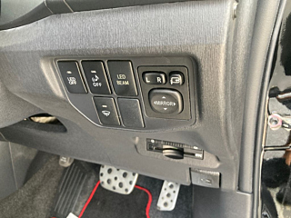 TOYOTA PRIUS 2013