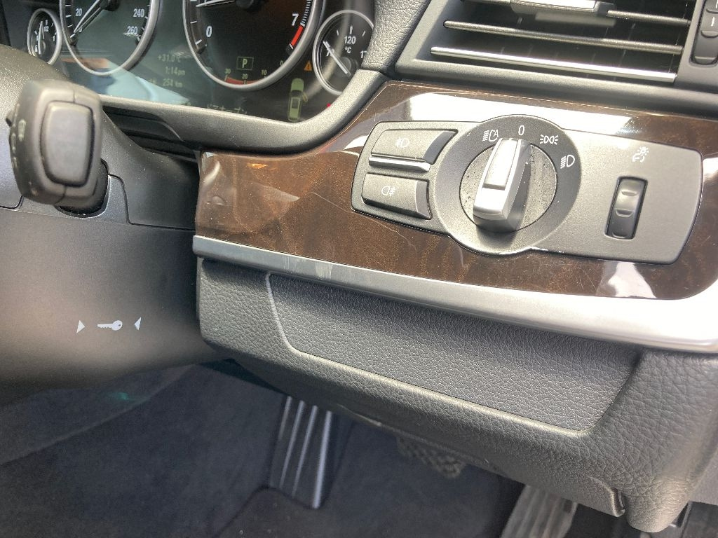 BMW 5 SERIES 2013