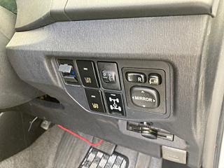 TOYOTA PRIUS 2011