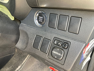 SUBARU TREZIA 2011