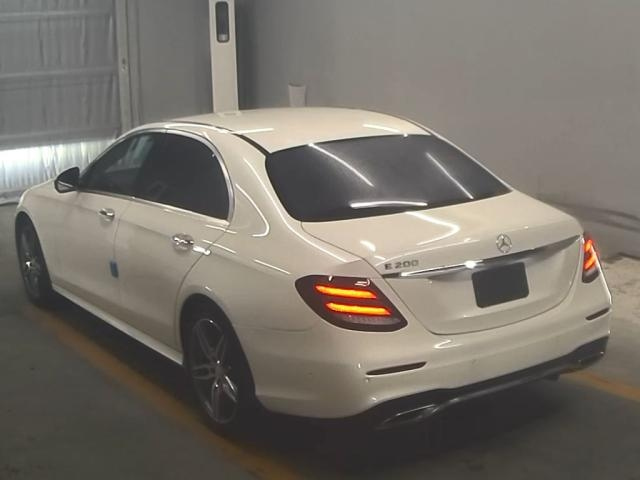 MERCEDES BENZ E CLASS 2016
