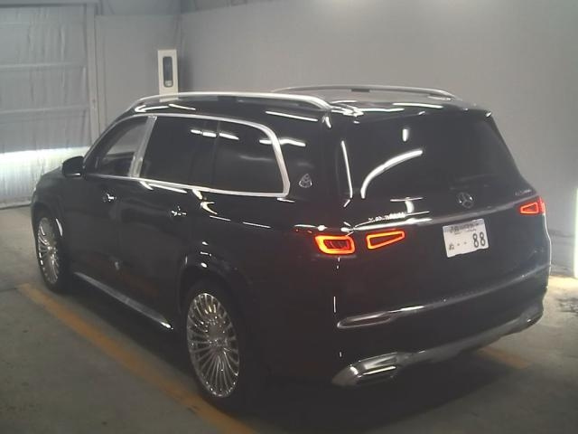 MERCEDES BENZ GLS 2023