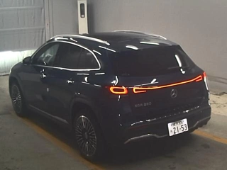 MERCEDES BENZ EQA 2022