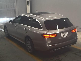 MERCEDES BENZ E CLASS WAGON 2022