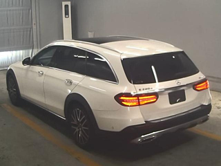 MERCEDES BENZ E CLASS WAGON 2020