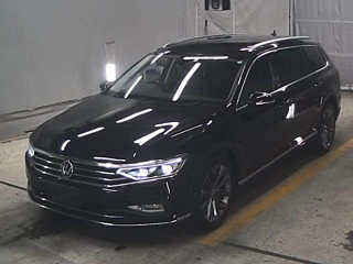 VOLKSWAGEN PASSAT VARIANT 2022