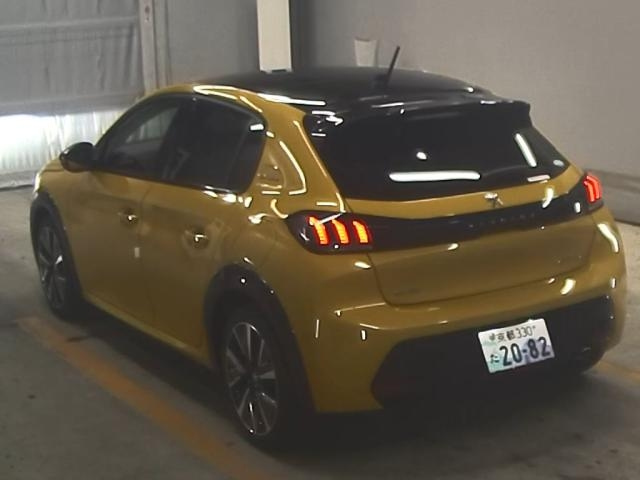 PEUGEOT 208 2020
