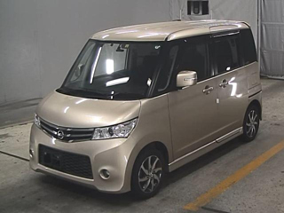 NISSAN ROOX 2012
