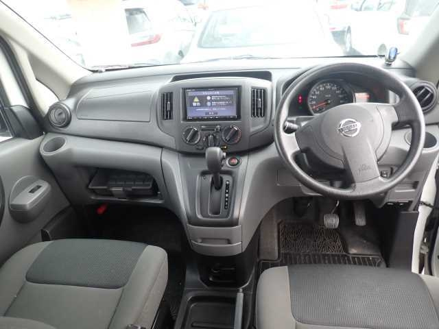 NISSAN NV200 2020
