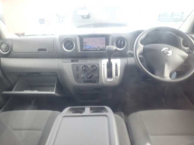 NISSAN CARAVAN VAN 2020