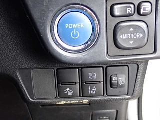 TOYOTA COROLLA FIELDER 2021