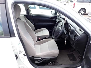 TOYOTA COROLLA AXIO 2016
