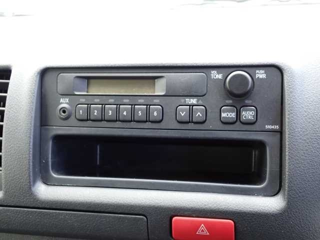 TOYOTA HIACE VAN 2020