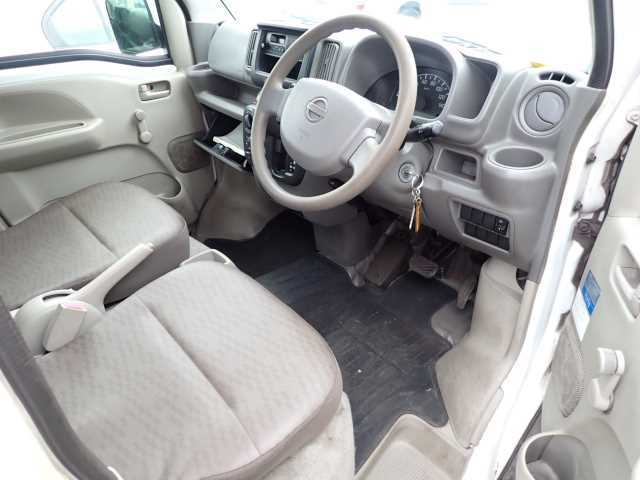 NISSAN CLIPPER VAN 2017