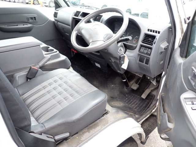 MAZDA BONGO VAN 2019