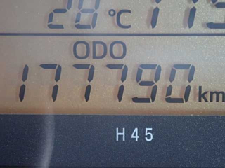 TOYOTA HIACE VAN 2019