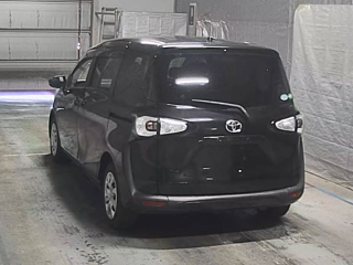 TOYOTA SIENTA 2018