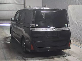 TOYOTA VOXY 2018