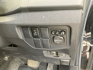 TOYOTA PRIUS 2014